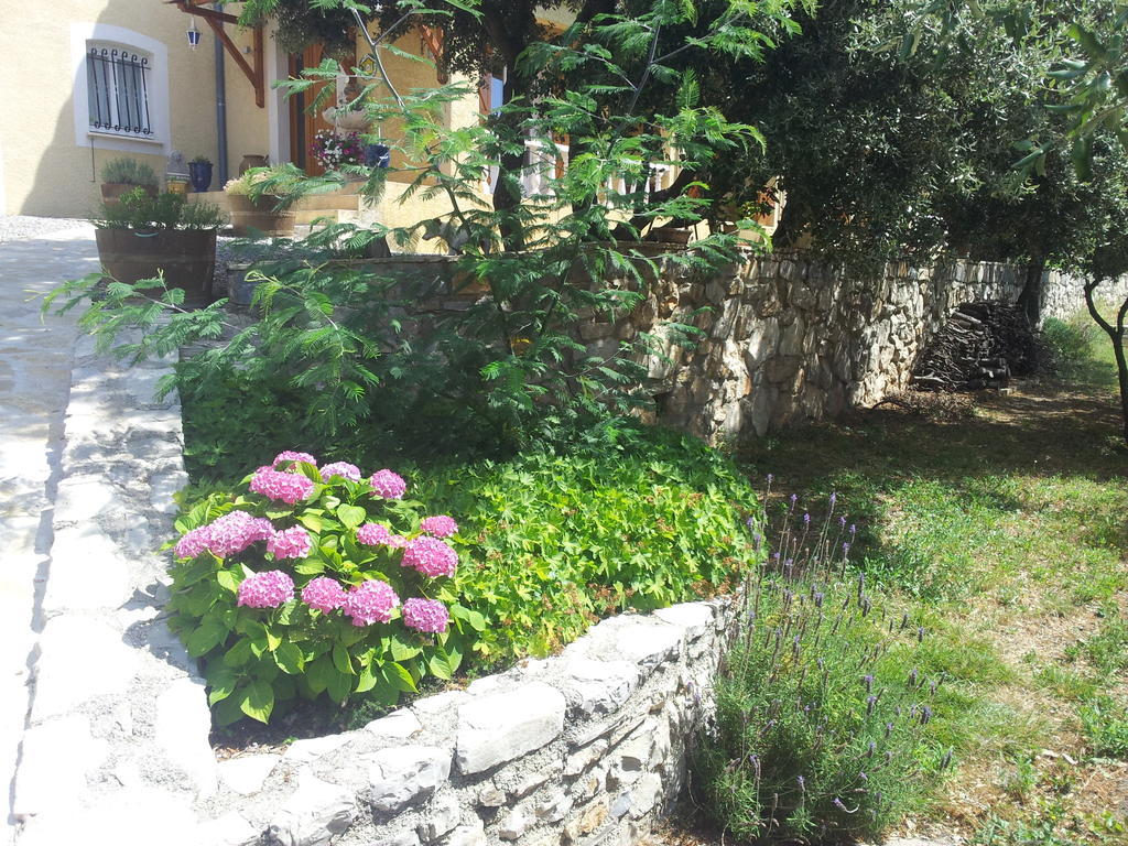 Hotel Mas De Courreges Saint-Hippolyte-du-Fort Exterior foto